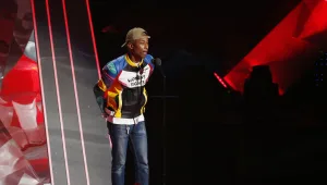 לא טוב לו ושמח: פארל וויליאמס מאיים על טראמפ בתביעה