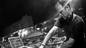 DJ סאשה חוזר לישראל ואתם יכולים להיות שם בחינם