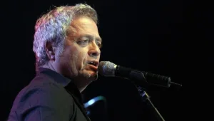 שלמה ארצי הקדיש שיר לזיו חג׳בי, שנרצח בפיגוע בברקן