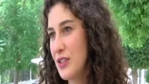 שרה רוזן: השחקנית האמריקנית שהחליטה שיהודים זה סקסי