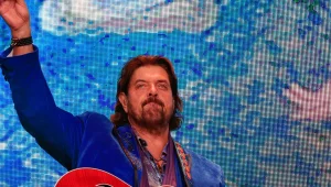 בפעם השלישית: אלן פרסונס יופיע בישראל