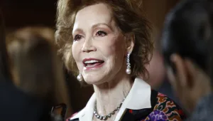 השחקנית מרי טיילור מור הלכה לעולמה בגיל 80