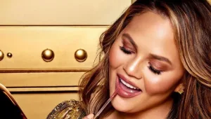 להתייצב מוארות להדלקת הנר: טריקים לאיפור מושלם לחג