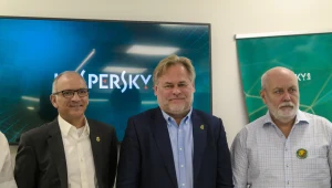 "היתה את הפעם שפרצו אלינו": כך תיאר יוג'ין קספרסקי את הפריצה הישראלית