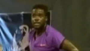 כמה אהבה: לא תאמינו בגלל מה הופסק משחק הטניס הזה