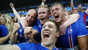 איסלנד על המפה: הצצה לאוהדים מאחורי התופעה המפתיעה שכבשה את יורו 2016