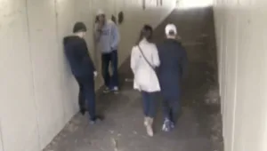 כשהבריונים האלו נטפלו לזוג הזה, הם ממש לא ציפו שזה מה שיקרה אחר כך