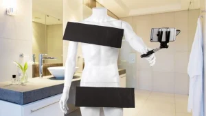 גם אתם יכולים להיות כמו קים: קבלו את ערכת סלפי העירום המושלמת