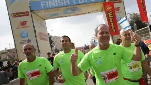 הפרפר הזה כבר לא נחמד: כוכבי החינוכית נגד ראש עיריית ירושלים