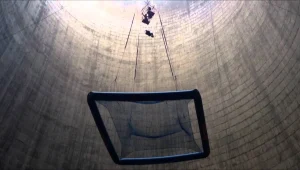 באקסטרים: 7 אטרקציות מטורפות שחייבים לעשות לפני שמתים