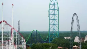 לא לבעלי לב חלש: 8 רכבות ההרים הכי מטורפות בעולם