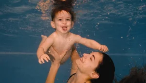 להיות כמו נמו: שחיית פעוטות