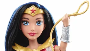 מה חדש: בובת וונדר וומן מחליפה את ברבי המתוקה