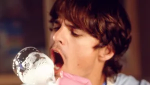 "די להתפלא שאני עוזר בבית, זה התפקיד שלי"