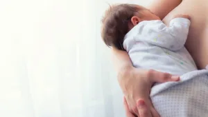 כל מה שצריך לדעת על הנקה וחלב אם