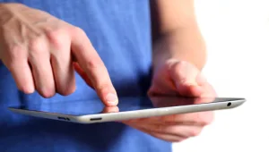 בני העשרה שמגלגלים מיליונים