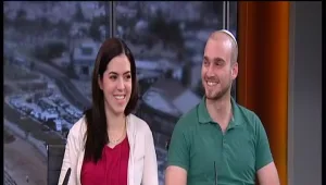 לידה תחת איסור נגיעה