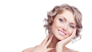 לבחור נכון: איך מטפלים בקמטים בצוואר?