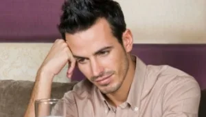 לבחור נכון: למה גברים מפחדים מרגשות?