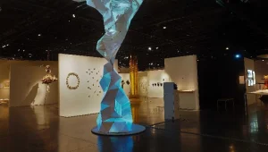 און / אוף הוא הנושא של הביאנלה החדשה לאמנויות ועיצוב במוז"א