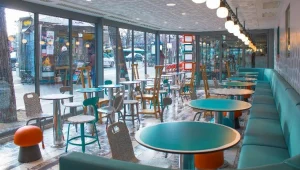 כשפאולה נבונה מפתיעה בעיצוב סניף מקדונלד'ס בפריז