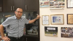 אימת הקבלנים ויזמי הנדל"ן: ראיון אישי עם ראש עיריית גבעתיים