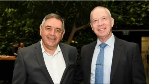 "אנחנו 'סטארט-אפ ניישן'? בונים פה עם דיקטים, מסמרים ופטישים"