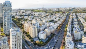 יד שנייה: בכמה נמכרו שתי וילות בפ"ת ודירת 4 חדרים בת"א?