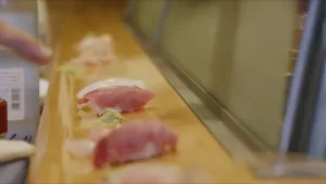 שבת ב"אהרוני וגידי": "נותנים ביס ומבינים שזה סושי אלוהי ברמות שאנחנו לא מכירים"