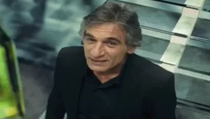 אצל השכן אלון אבוטבול ירוק יותר?