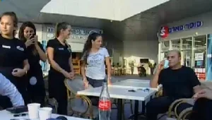 הנמל הושבת, המסעדה של חסן עבדה