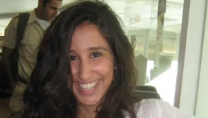 מחוברות: שיר שושן ואנסטסיה תמר יקימוב