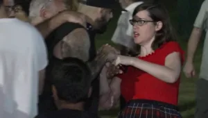 במהלך חגיגות יום הולדת לרה"מ: פעילי ימין תקפו אנשי תקשורת