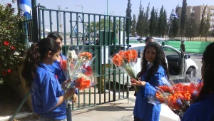 נקודה il - מה הקשר בין 'צוק איתן' לנוער העובד?