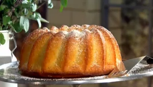 עוגת בבקה יוגורט שמתחסלת בצ'יק