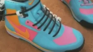 "נייקי" תחל לייצר את הנעליים שנשרכות בעצמן!