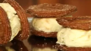 משגע את ארה"ב: כריך צ'ורוס גלידה