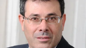 מנכ"ל מזרחי תוקף את מדיניות הדיור