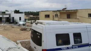 רימון הלם הושלך סמוך לביתו של קצין שב"ס בעוספיה; אין נפגעים