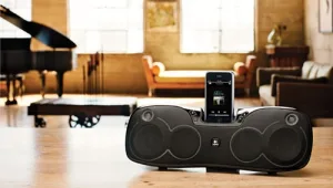 לטעון בסטייל: תחנות עגינה ורמקולים לסמארטפון