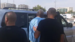 החשוד ברצח אשתו בדרום שוחרר מבית החולים – ונלקח לחקירה
