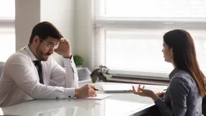 מחקר: בעלי מבטאים מסוימים סובלים מאפליה בריאיונות עבודה