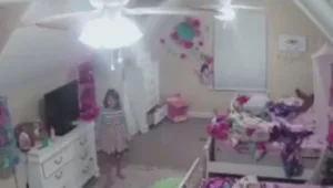 הסיוט של כל הורה: פורצים למצלמות בחדרי ילדים - ומטרידים אותם