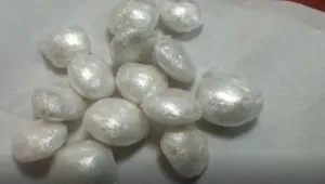 באמצעות סוכן סמוי: 20 בני אדם נעצרו בחשד לסחר בסמים בתל אביב