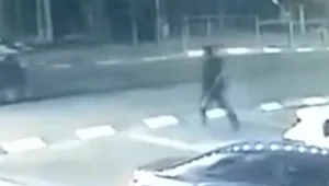 החשוד הולך עם מעדר: התיעוד שהוביל לפענוח רצח הנער משפרעם