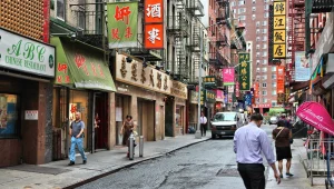"העסקים נפגעים": ביקור בצ'יינה טאון במנהטן בצל בהלת הקורונה
