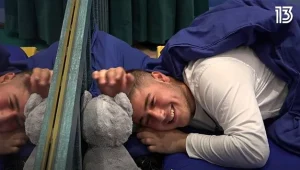 ניר נופל בקסמי החיוך החמוד של גדי