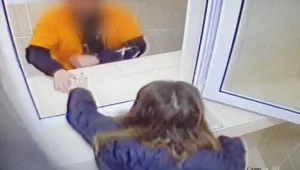 במהלך ביקור: עורכת דין נאשמת שהבריחה סמים לאסיר בכלא רימונים