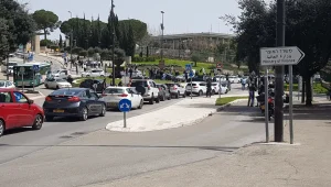 ההפגנות נגד אדלשטיין מתחדשות: שיירת מחאה בדרכה לכנסת