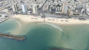 חופי הים ובריכות: אלה המקומות שצפויים להיפתח ביום ראשון